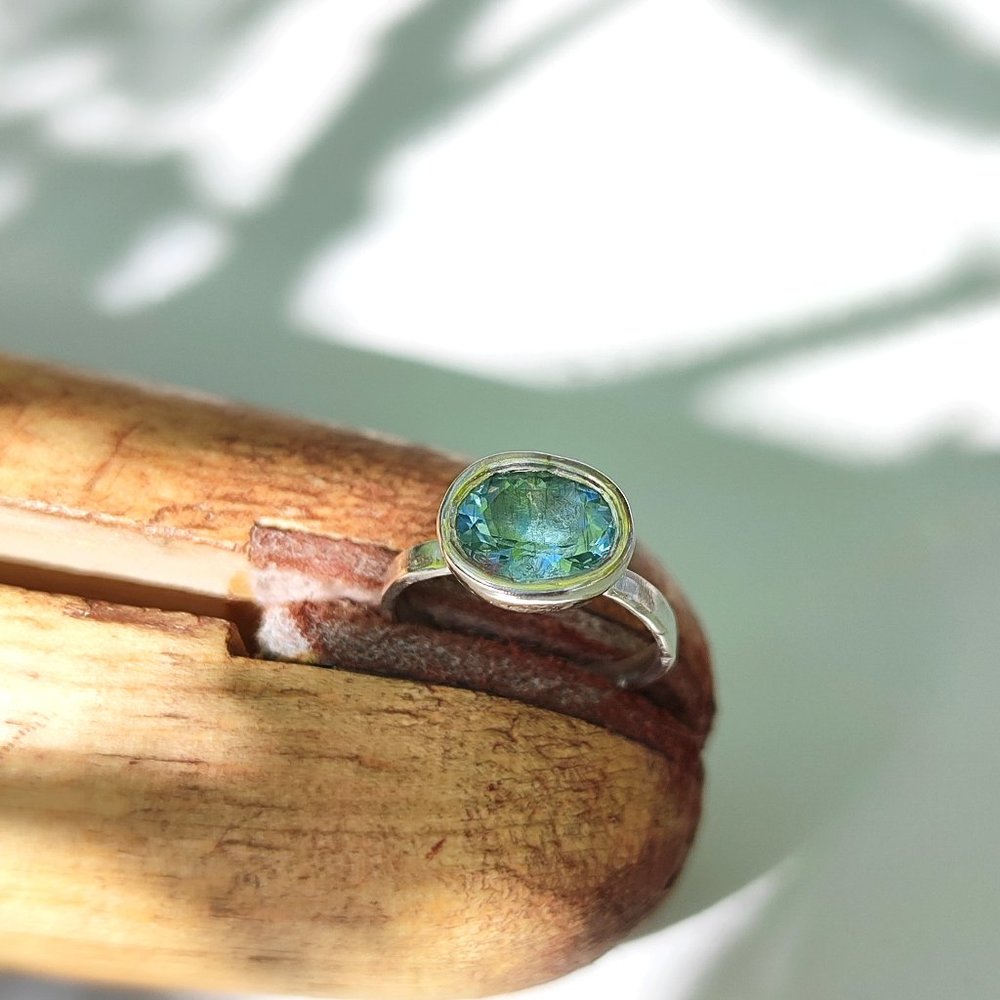 Handmade Sterling Silver Aquamarine ring | Vintage bezel set